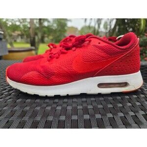Nike Air Max Tavas SE Mens Size 11.5 Running Shoes Athletic University Red